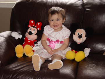 Halloween 2007 - L to R: Zoe (14 mos), Niki & Maya (10 mos)